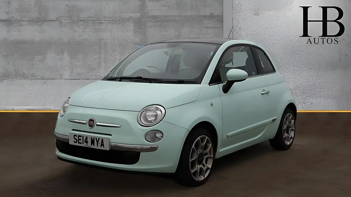 Used 2014 Fiat 500 Lounge Green - Interior and Exterior details 2