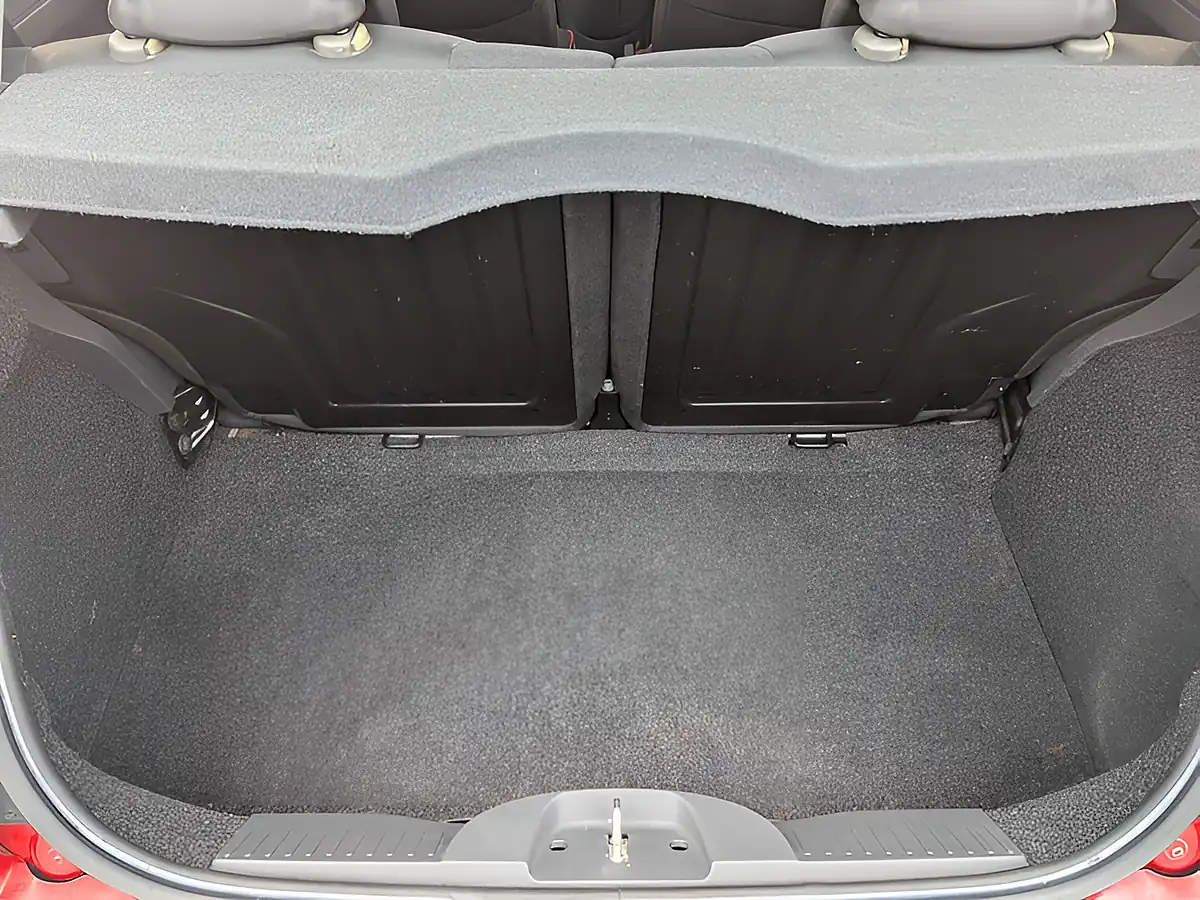 Used 2014 Fiat 500 Lounge Red - Interior and Exterior details 13
