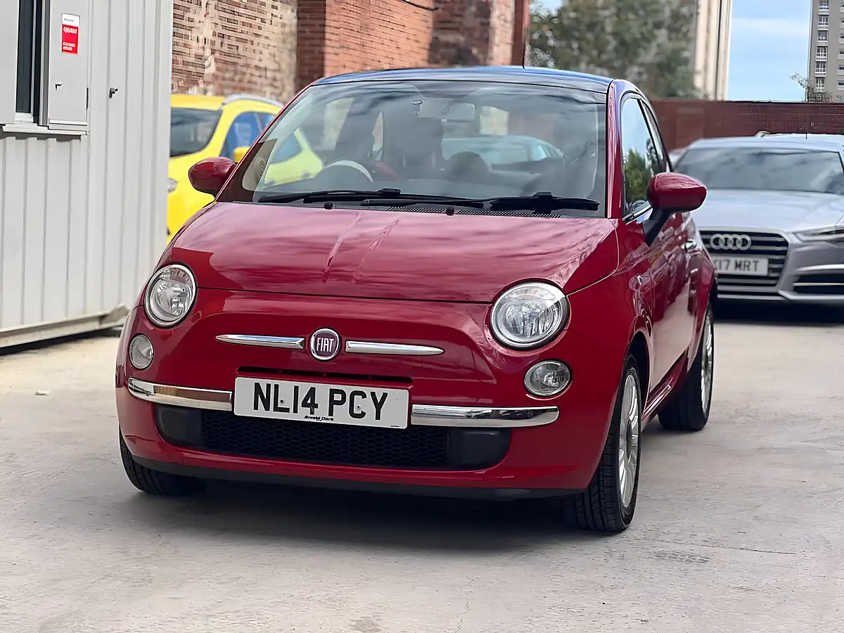 Used 2014 Fiat 500 Lounge Red - Interior and Exterior details 2