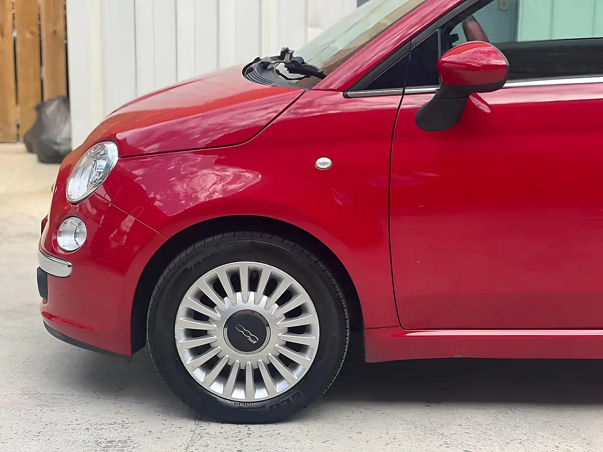 Used 2014 Fiat 500 Lounge Red - Interior and Exterior details 4
