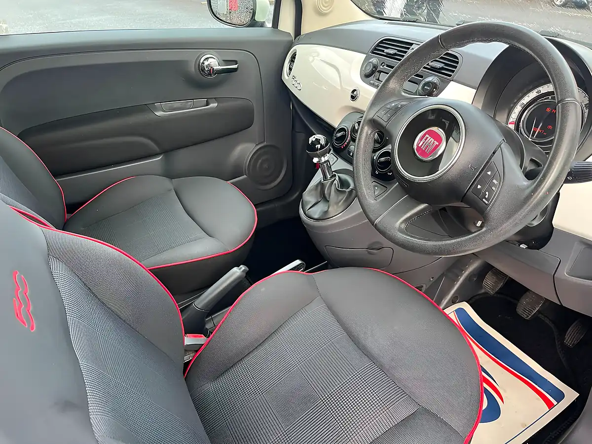 Used 2014 Fiat 500 Lounge White - Interior and Exterior details 12