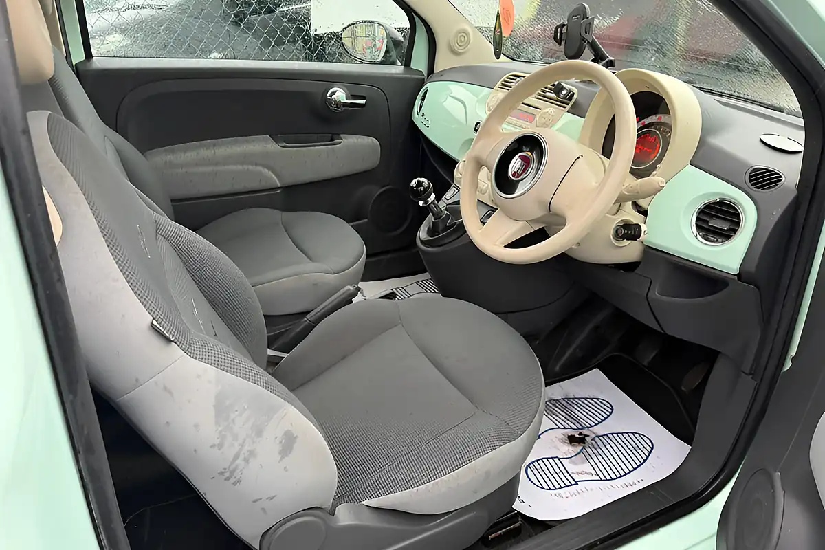 Used 2014 Fiat 500 Pop Green - Interior and Exterior details 16