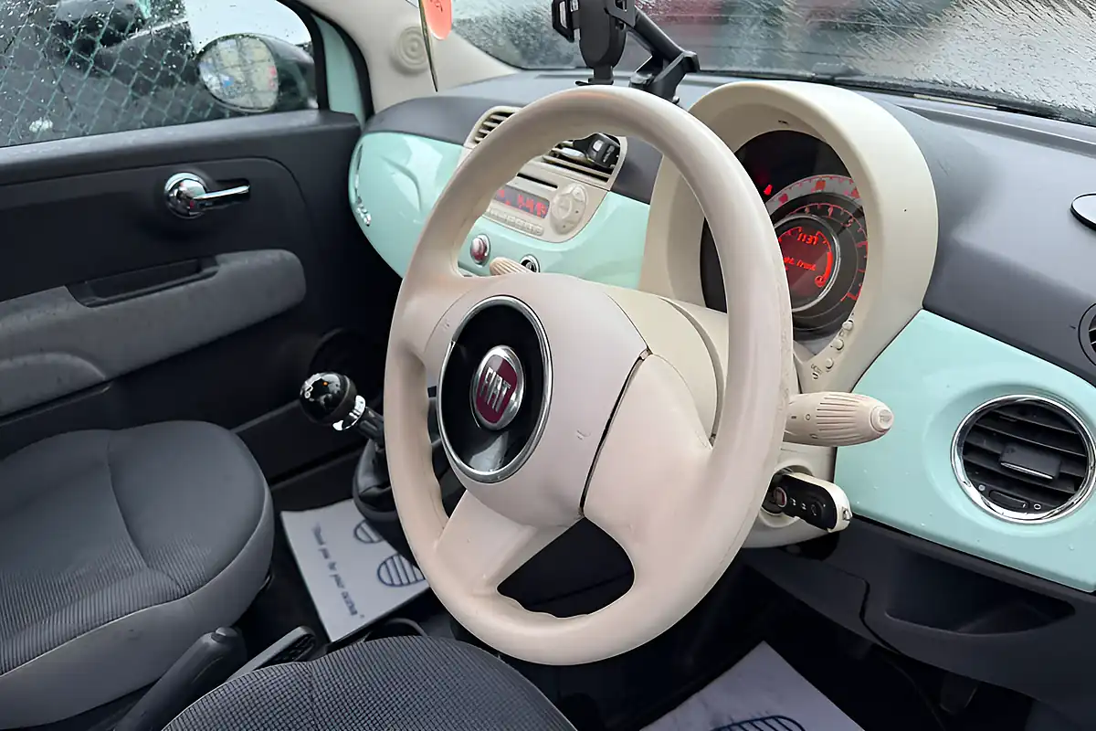 Used 2014 Fiat 500 Pop Green - Interior and Exterior details 17