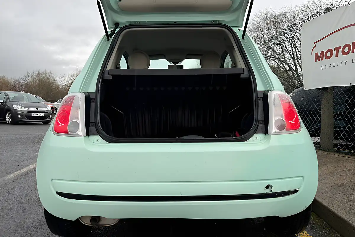 Used 2014 Fiat 500 Pop Green - Interior and Exterior details 5