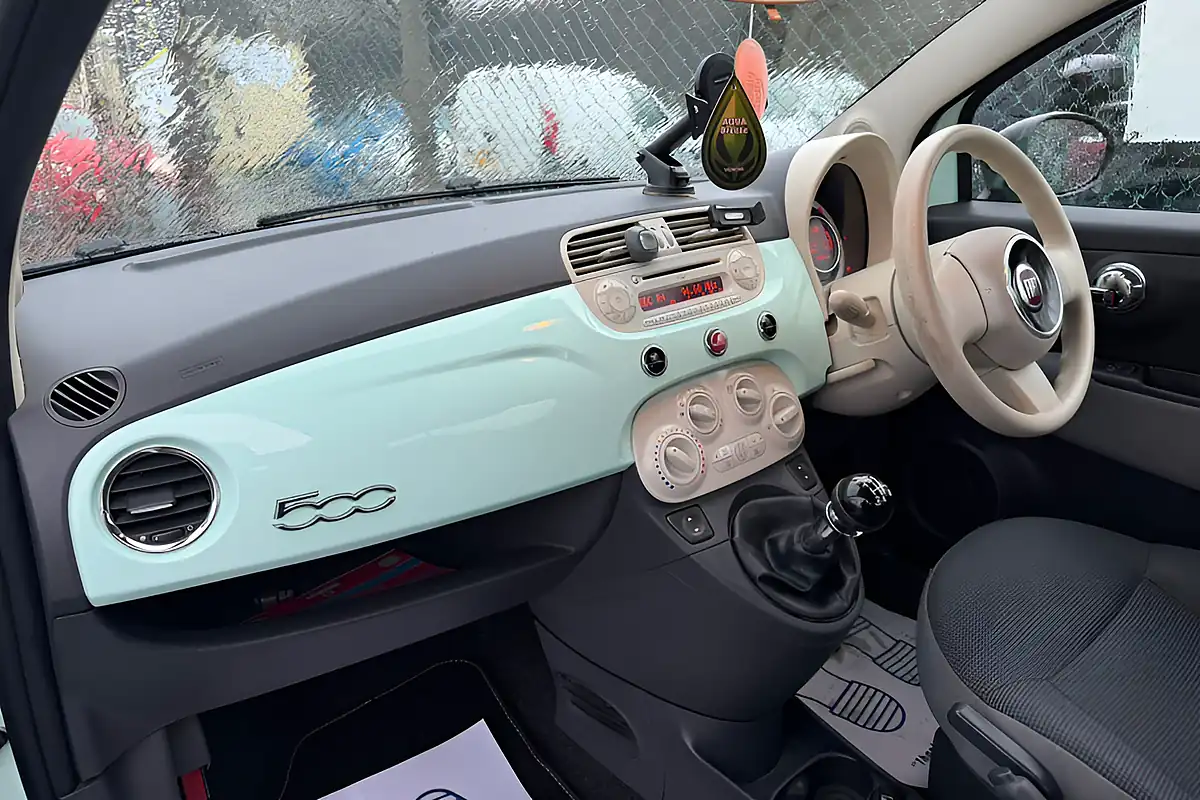 Used 2014 Fiat 500 Pop Green - Interior and Exterior details 7