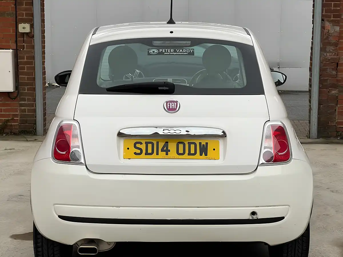 Used 2014 Fiat 500 Pop White - Interior and Exterior details 8