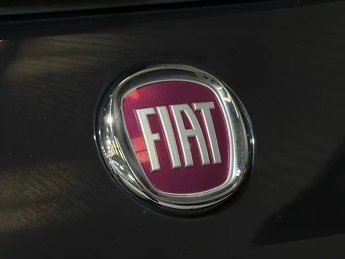 Used 2014 Fiat 500 S Black - Interior and Exterior details 6