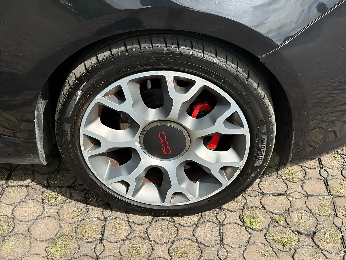 Used 2014 Fiat 500 S Black - Interior and Exterior details 19