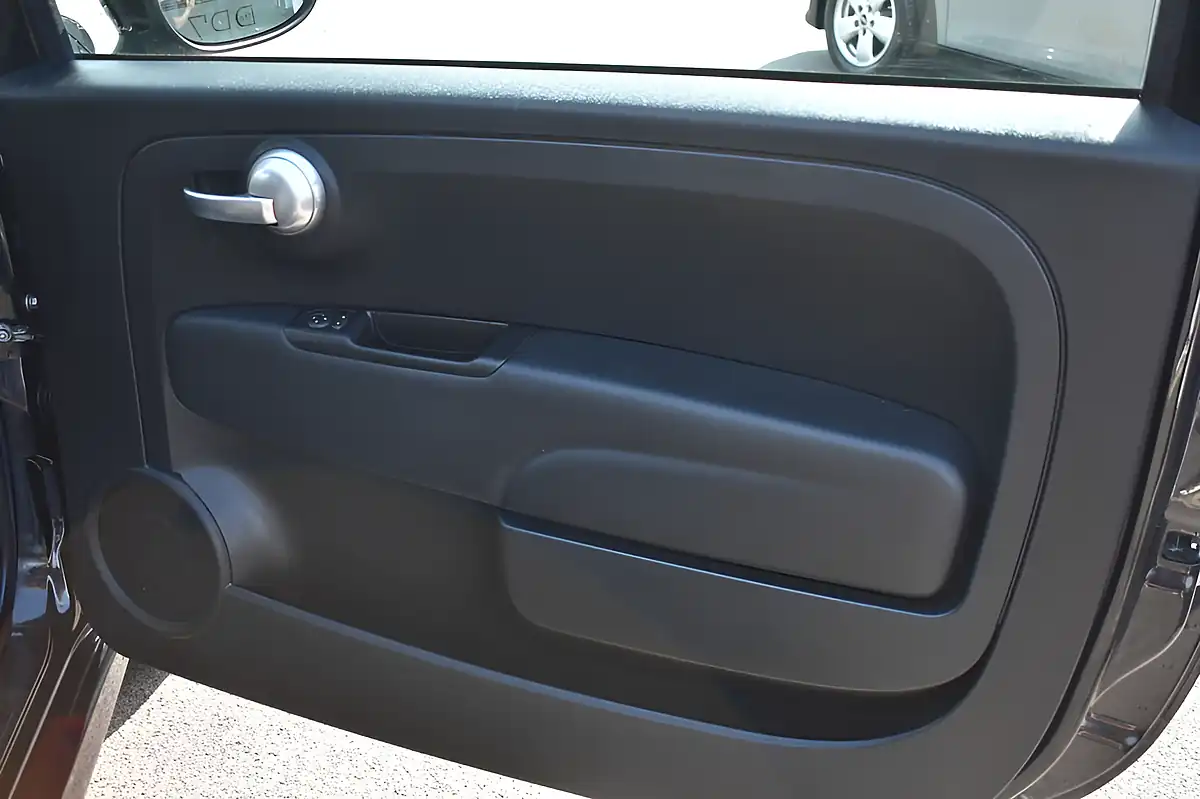 Used 2014 Fiat 500 S Black - Interior and Exterior details 15