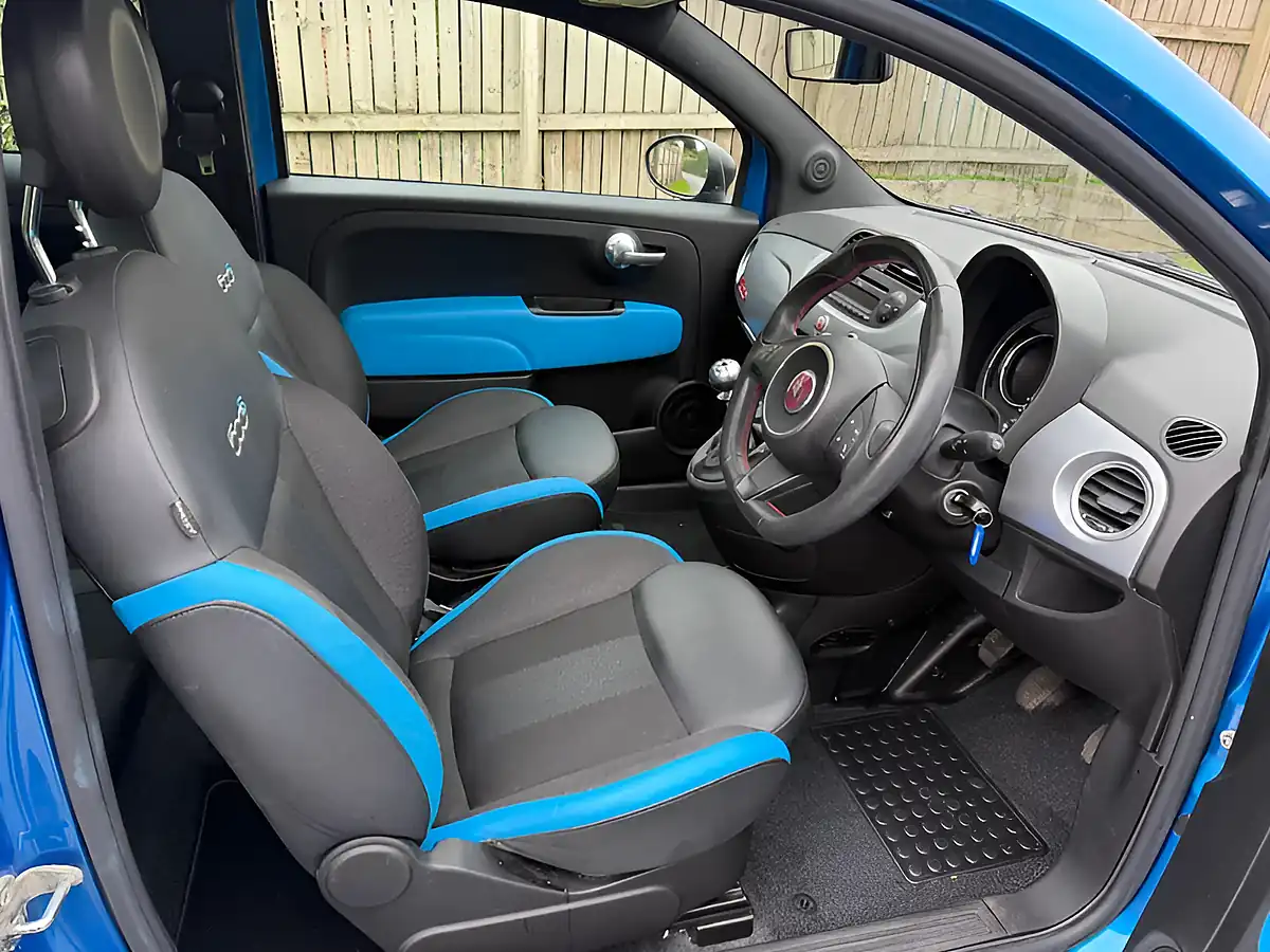 Used 2014 Fiat 500 S Blue - Interior and Exterior details 12