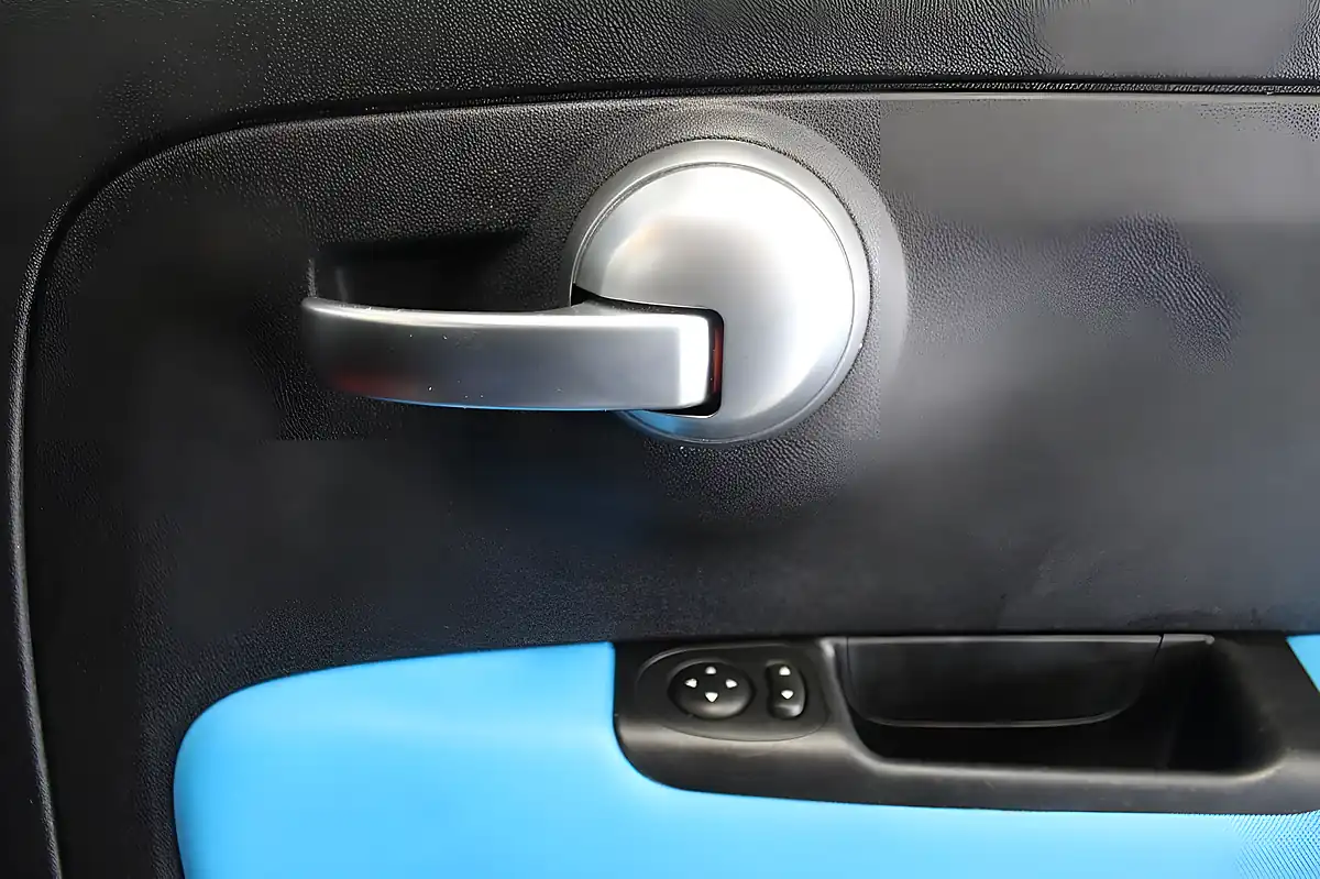 Used 2014 Fiat 500 S Blue - Interior and Exterior details 17