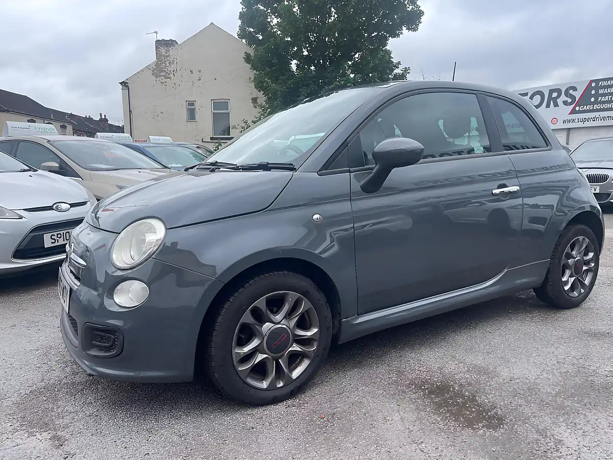 Used 2014 Fiat 500 S Grey - Front View