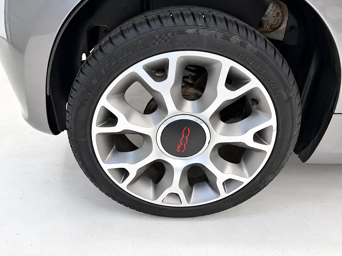 Used 2014 Fiat 500 S Grey - Interior and Exterior details 15