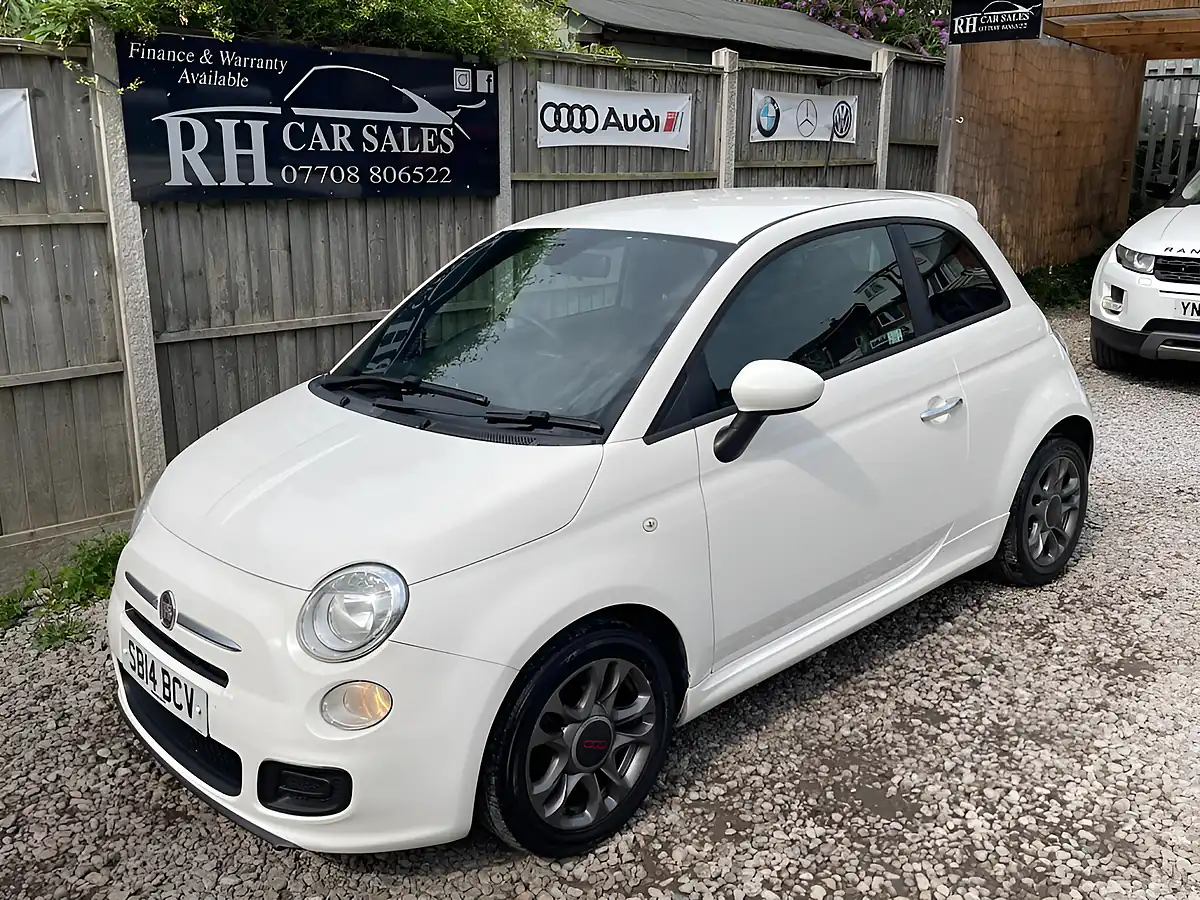 Used 2014 Fiat 500 S White - Front View