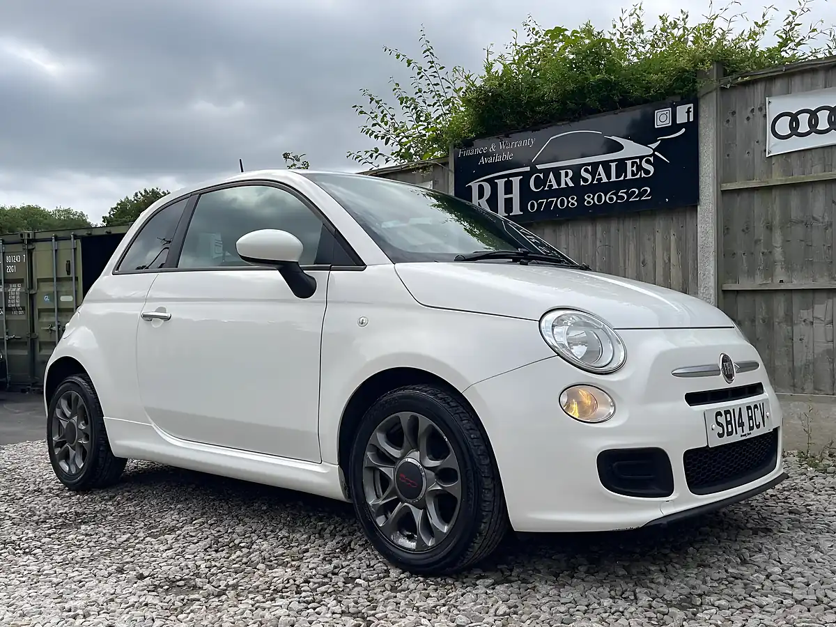Used 2014 Fiat 500 S White - Interior and Exterior details 11