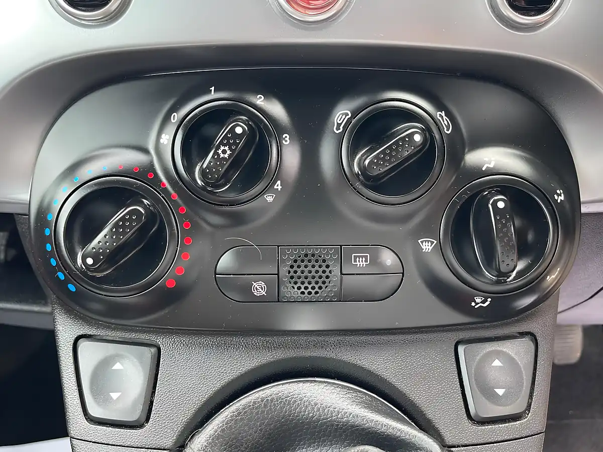 Used 2014 Fiat 500 S White - Interior and Exterior details 16