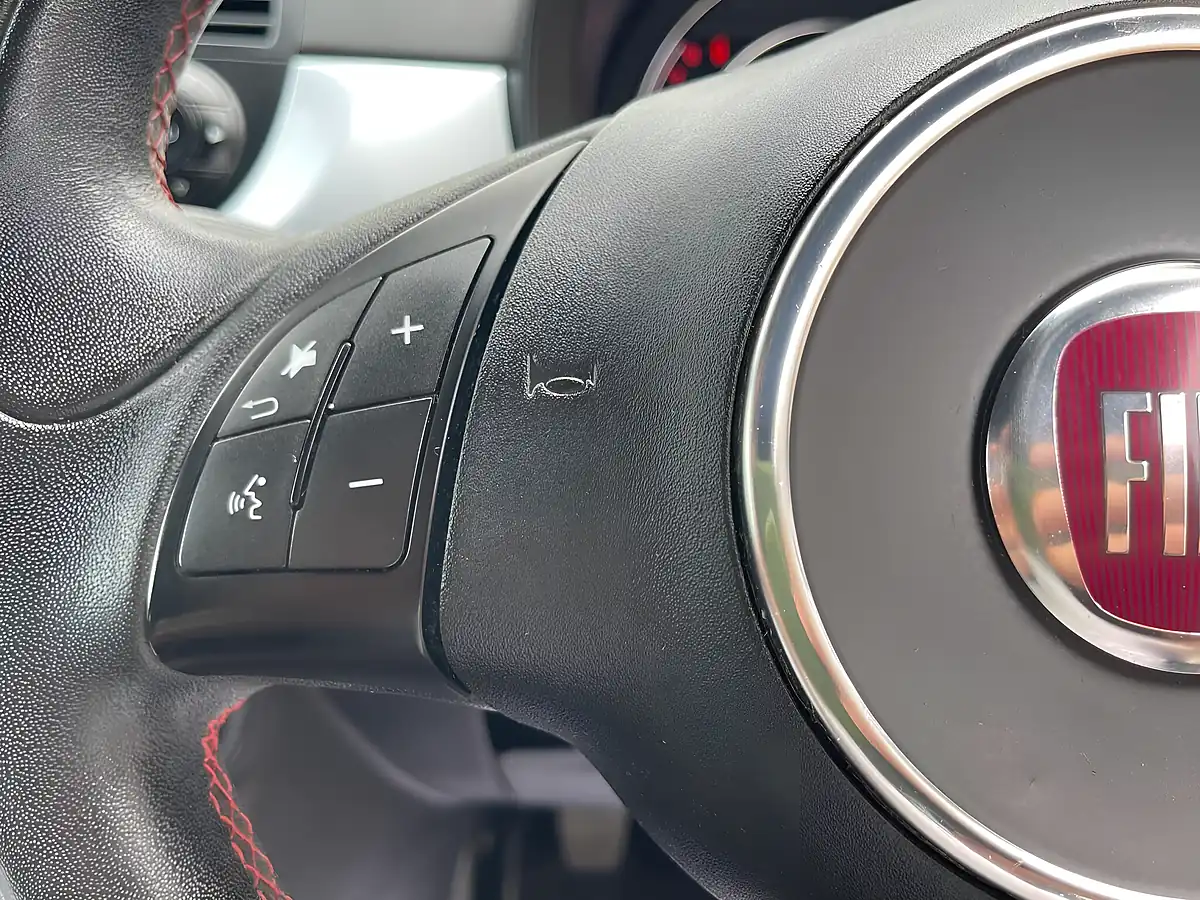 Used 2014 Fiat 500 S White - Interior and Exterior details 17