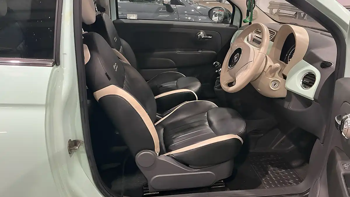 Used 2014 Fiat 500C Cult Green - Interior and Exterior details 11