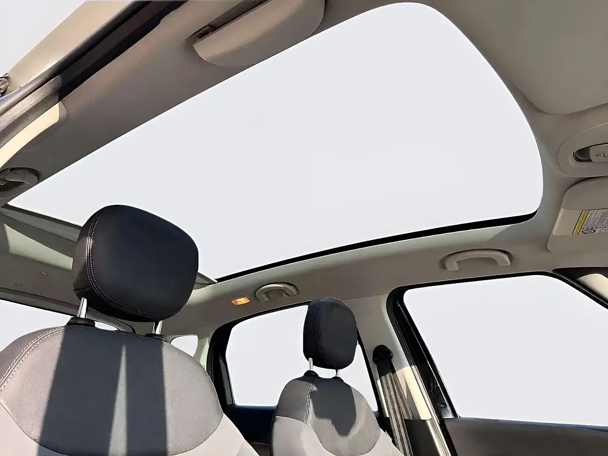 Used 2014 Fiat 500L Lounge Black - Interior and Exterior details 14