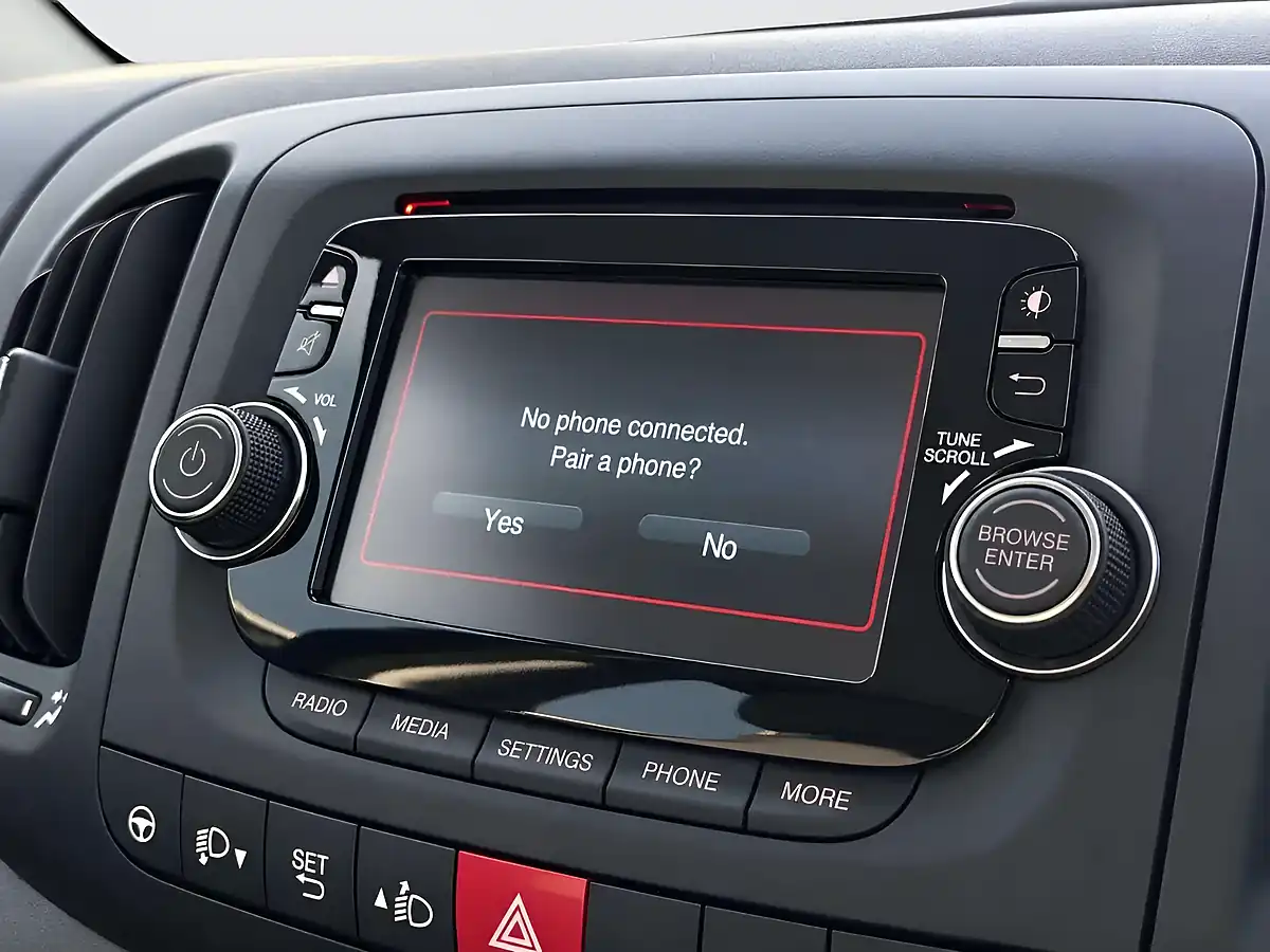 Used 2014 Fiat 500L Lounge Black - Interior and Exterior details 17