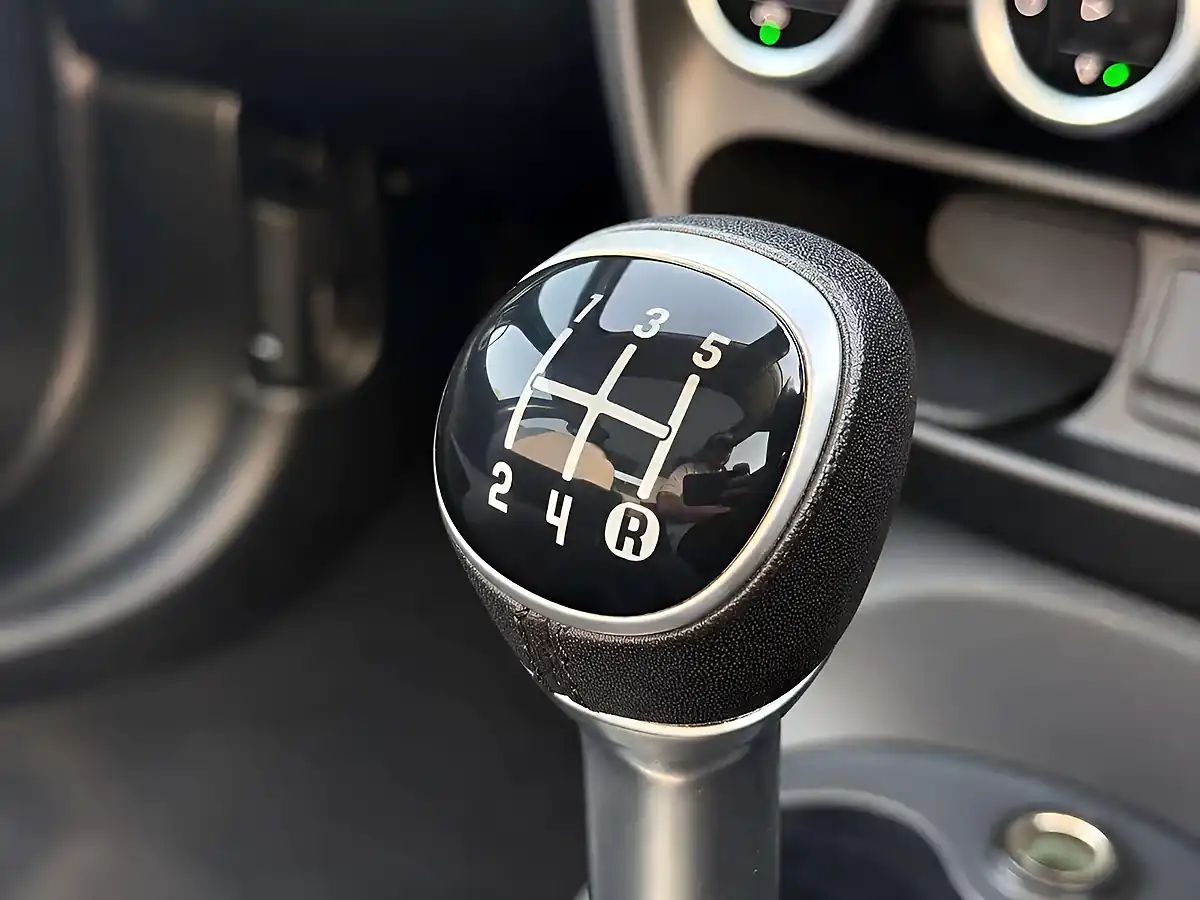 Used 2014 Fiat 500L Lounge Black - Interior and Exterior details 20
