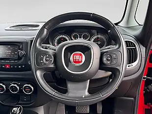 Used 2014 Fiat 500L Lounge Red - Interior and Exterior details 15