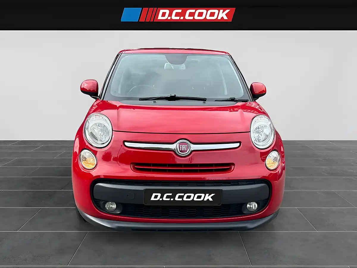 Used 2014 Fiat 500L Lounge Red - Interior and Exterior details 2