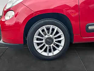 Used 2014 Fiat 500L Lounge Red - Interior and Exterior details 9