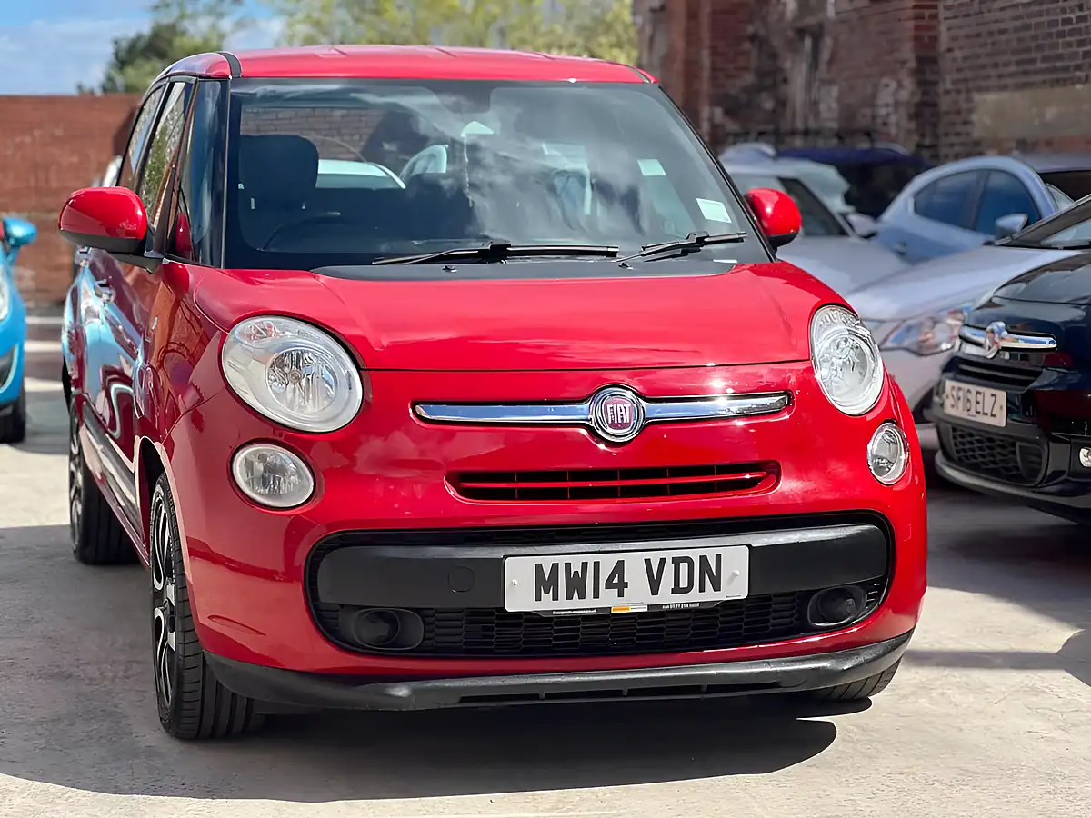 Used 2014 Fiat 500L Pop Star Red - Front View