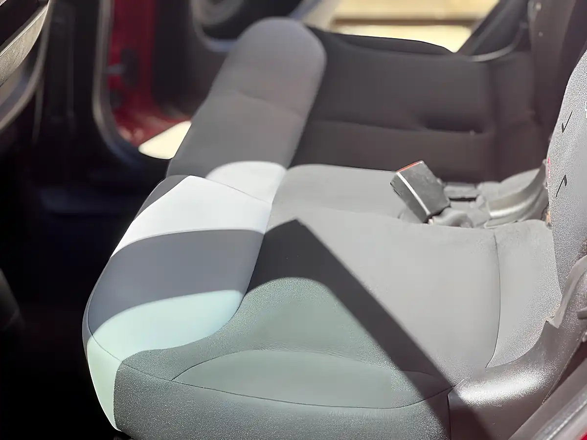 Used 2014 Fiat 500L Pop Star Red - Interior and Exterior details 11