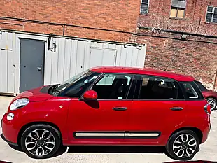 Used 2014 Fiat 500L Pop Star Red - Interior and Exterior details 4