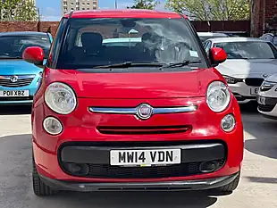 Used 2014 Fiat 500L Pop Star Red - Interior and Exterior details 3