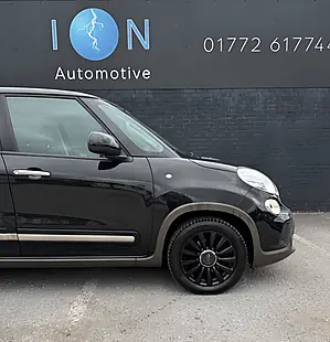 Used 2014 Fiat 500l Trekking Cinema Black - Interior and Exterior details 11