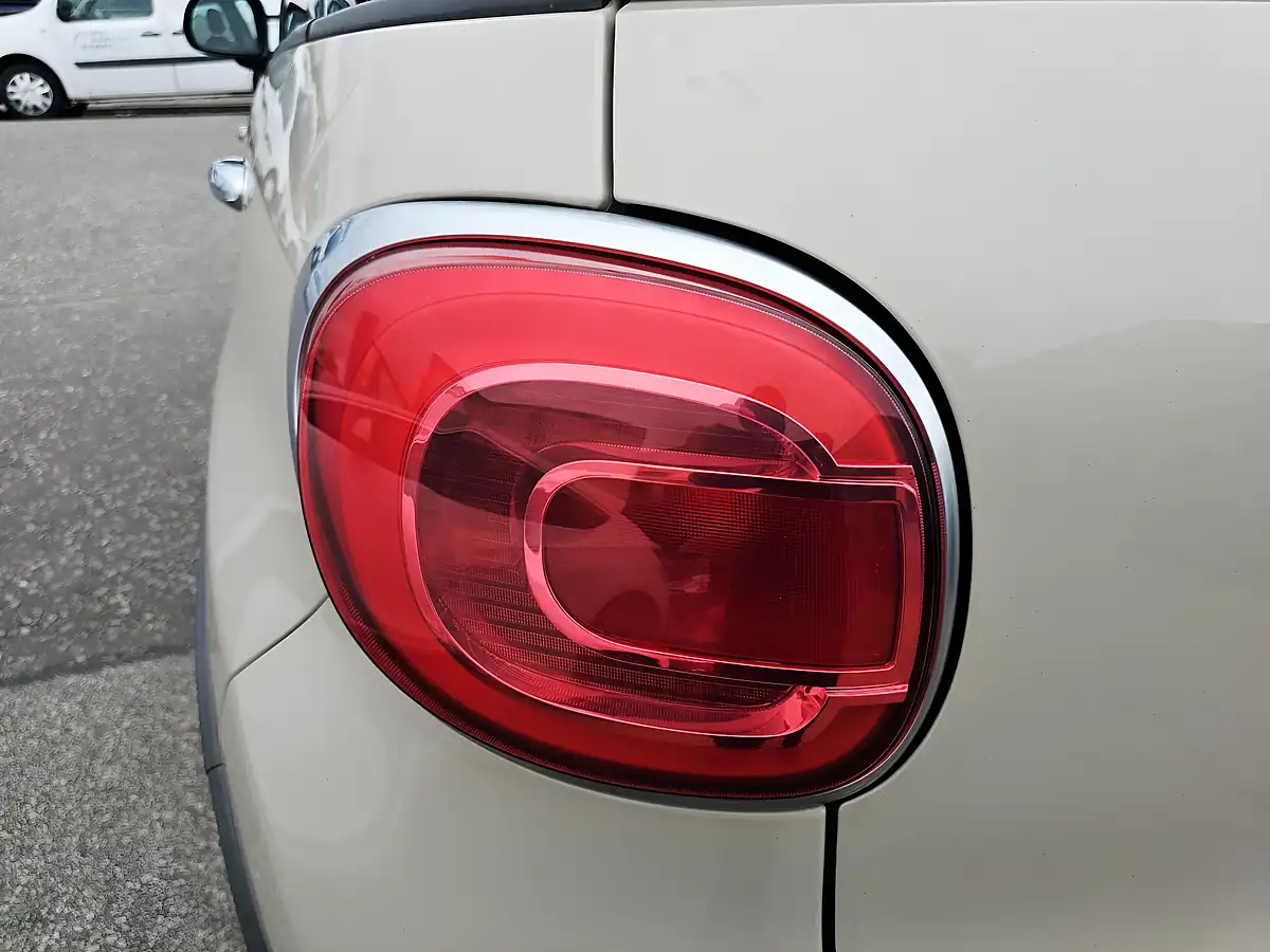 Used 2014 Fiat 500L Trekking - Interior and Exterior details 17