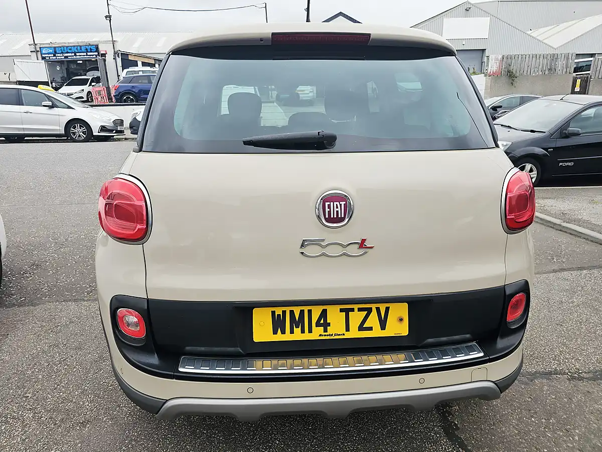 Used 2014 Fiat 500L Trekking - Interior and Exterior details 4