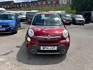 Used 2014 Fiat 500L Trekking Red - Interior and Exterior details 2