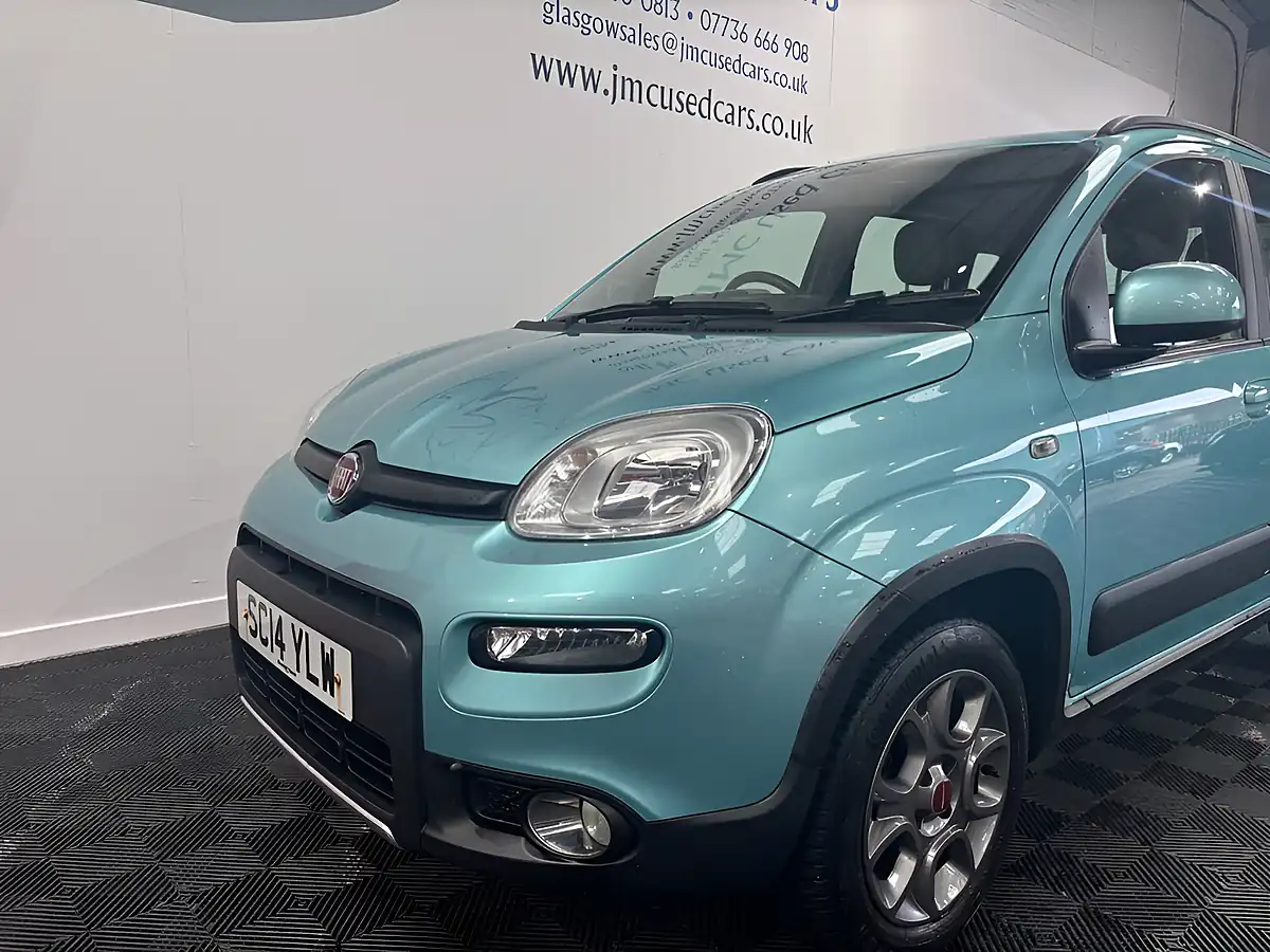 Used 2014 Fiat Panda 4X4 Blue - Interior and Exterior details 12
