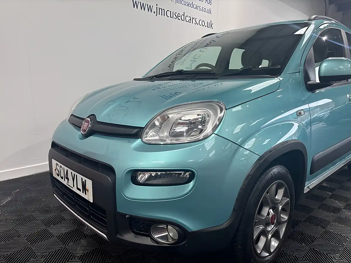 Used 2014 Fiat Panda 4X4 Blue - Interior and Exterior details 13