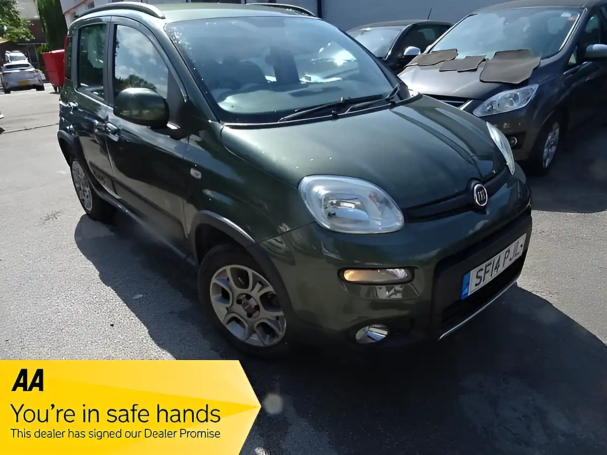 Used 2014 Fiat Panda 4X4 Green - Interior and Exterior details 3
