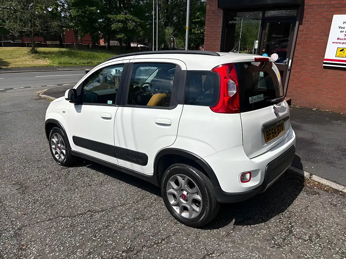 Used 2014 Fiat Panda 4X4 White - Interior and Exterior details 5