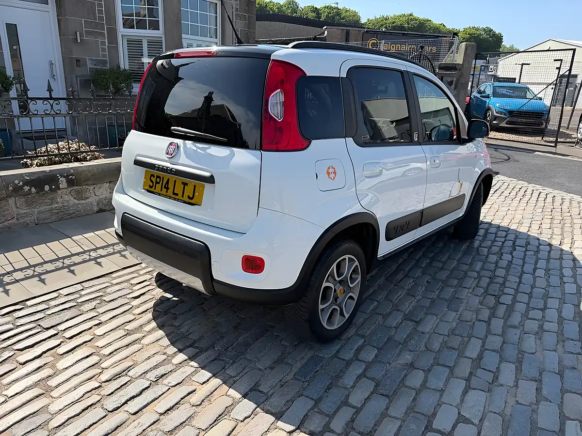 Used 2014 Fiat Panda Antarctica White - Interior and Exterior details 7