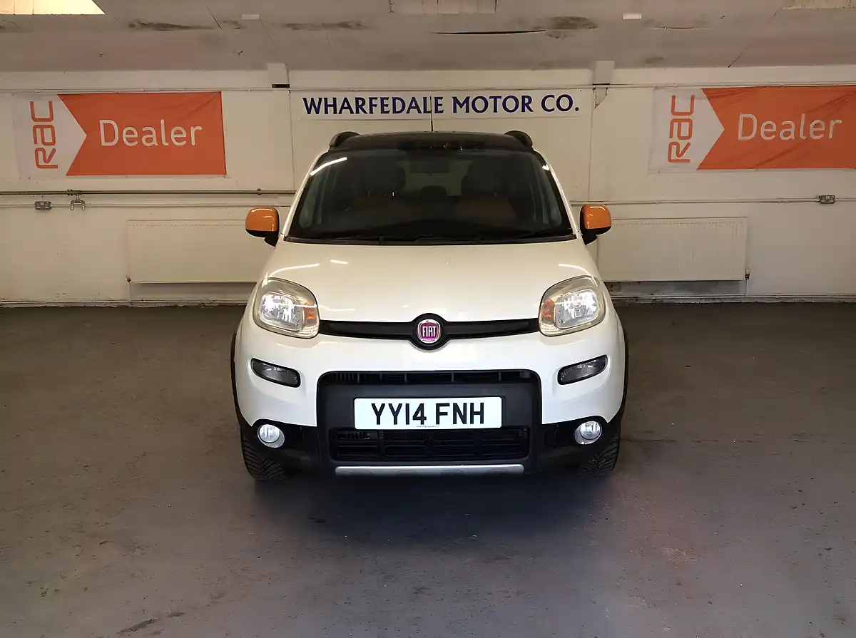 Used 2014 Fiat Panda Antarctica White - Interior and Exterior details 3