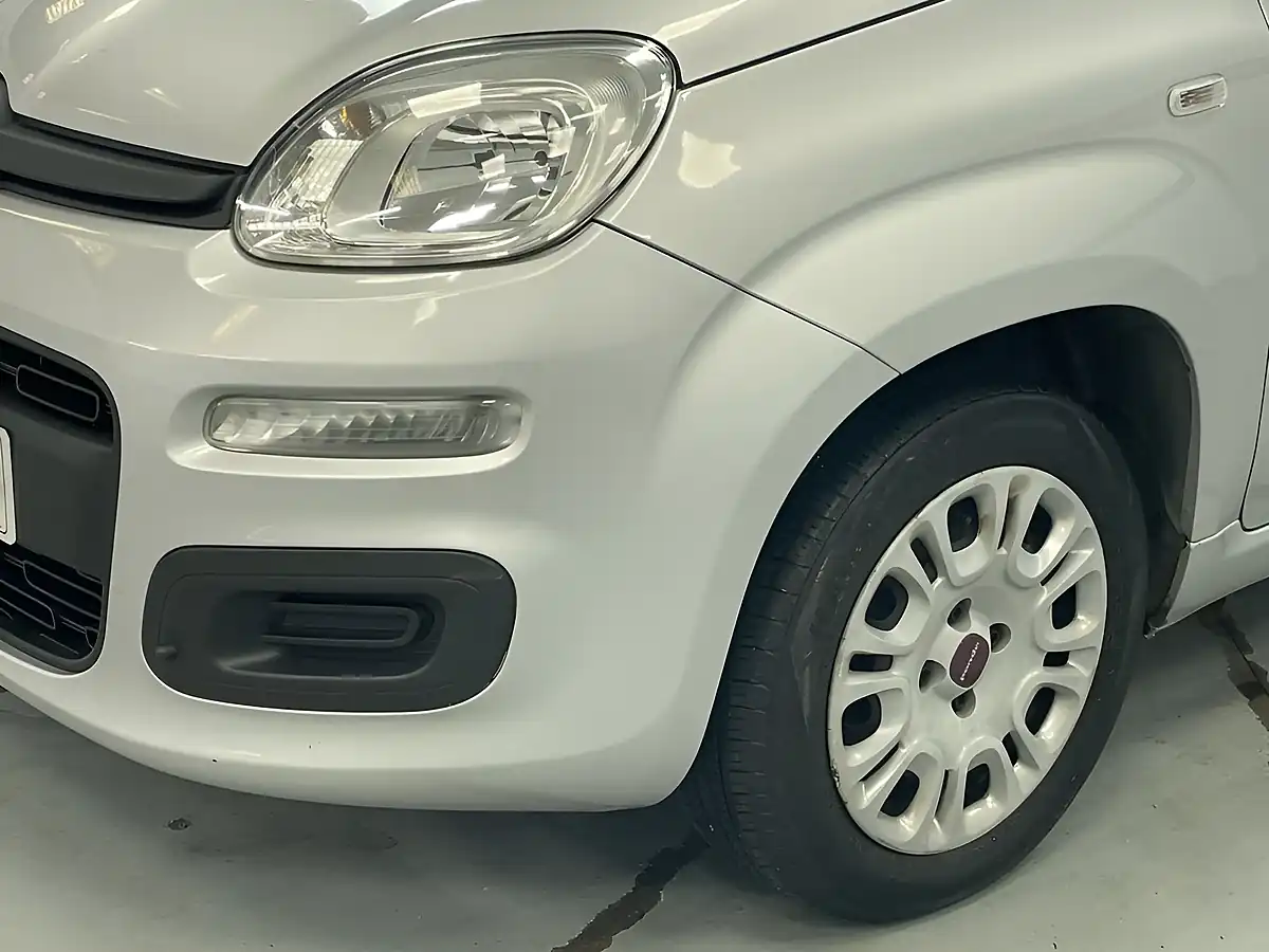 Used 2014 Fiat Panda Easy Active Grey - Interior and Exterior details 13