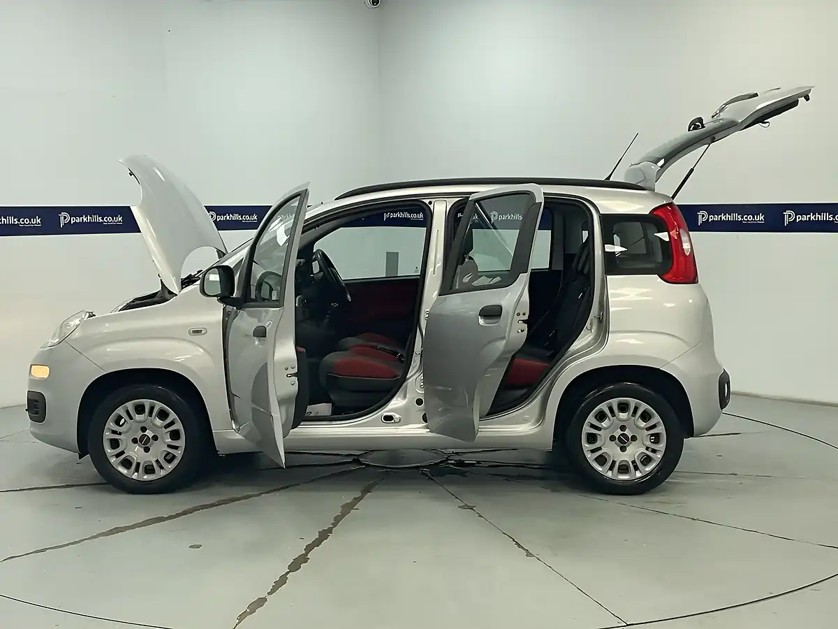 Used 2014 Fiat Panda Easy Active Grey - Interior and Exterior details 16