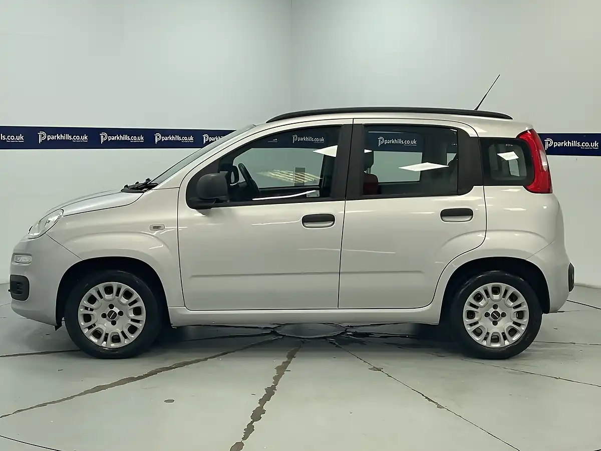 Used 2014 Fiat Panda Easy Active Grey - Interior and Exterior details 2