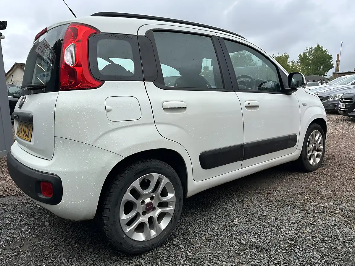 Used 2014 Fiat Panda Lounge White - Interior and Exterior details 13