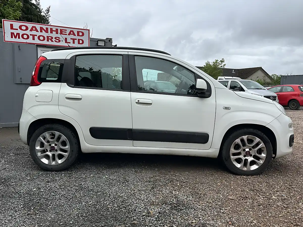 Used 2014 Fiat Panda Lounge White - Interior and Exterior details 15