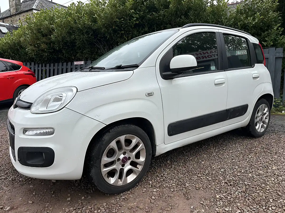 Used 2014 Fiat Panda Lounge White - Interior and Exterior details 5