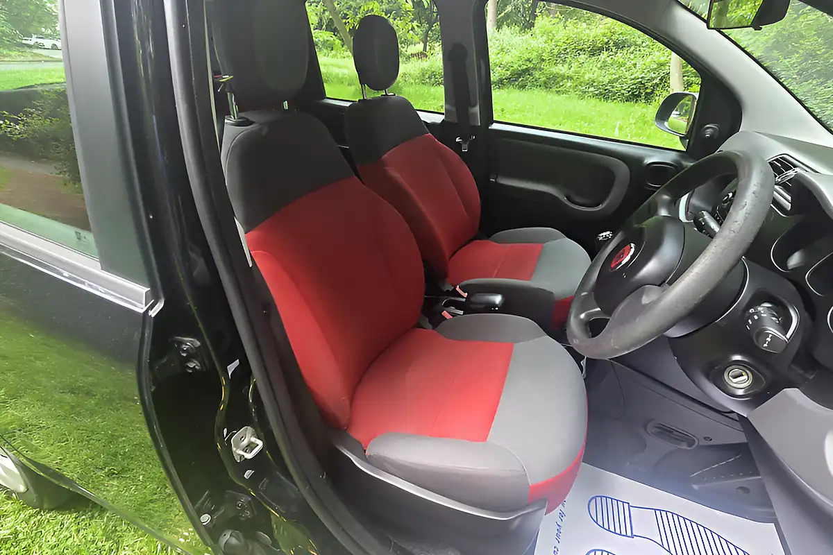 Used 2014 Fiat Panda Pop Black - Interior and Exterior details 13