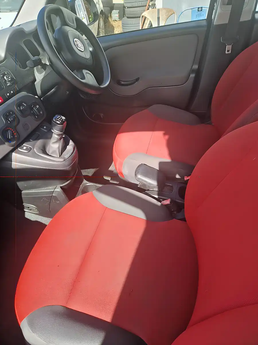 Used 2014 Fiat Panda Pop Black - Interior and Exterior details 10
